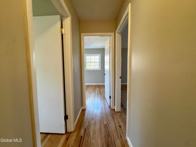 3 Dorsman Drive, Clifton Park, NY 12065