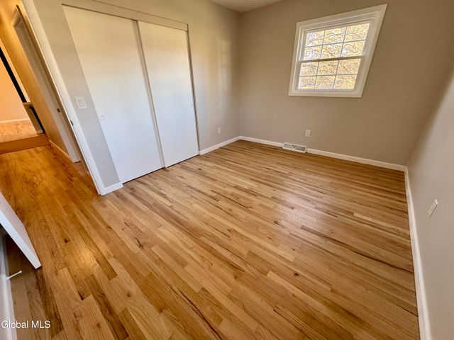 3 Dorsman Drive, Clifton Park, NY 12065