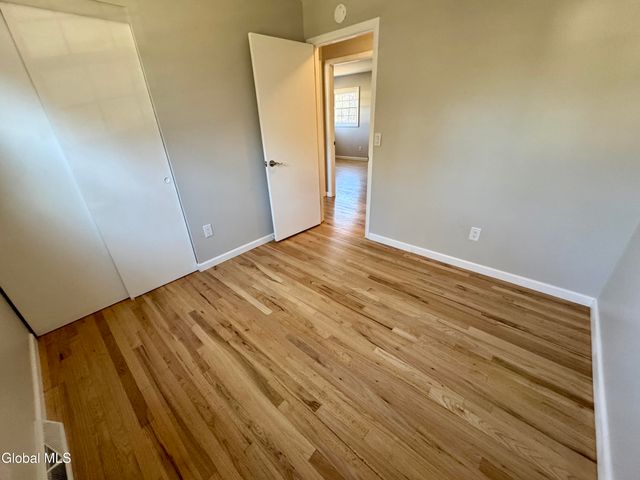 3 Dorsman Drive, Clifton Park, NY 12065