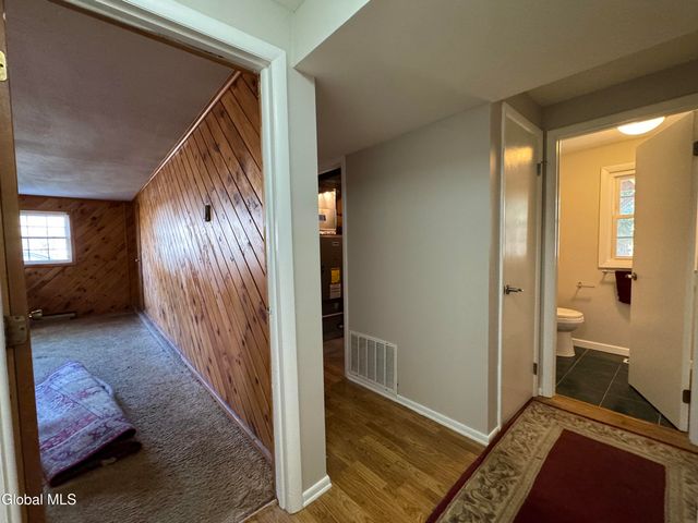 3 Dorsman Drive, Clifton Park, NY 12065