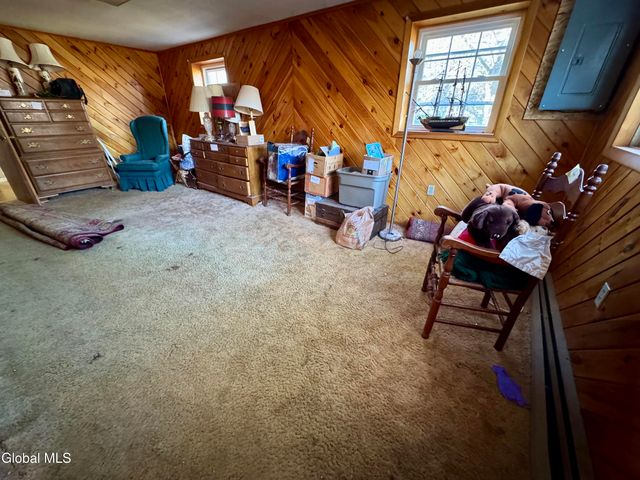 3 Dorsman Drive, Clifton Park, NY 12065