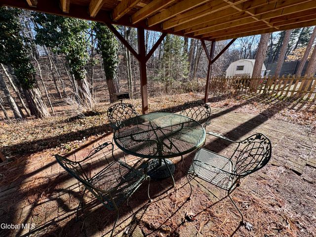 3 Dorsman Drive, Clifton Park, NY 12065