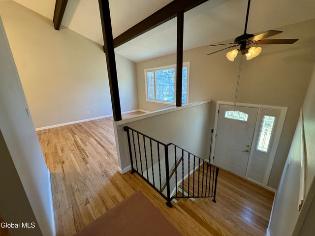 3 Dorsman Drive, Clifton Park, NY 12065