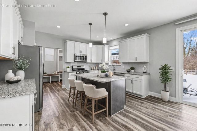 792 Wilkshire Drive, Waterville, OH 43566