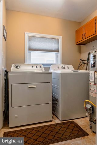 17 S ENSIGN DR, Tuckerton, NJ 08087