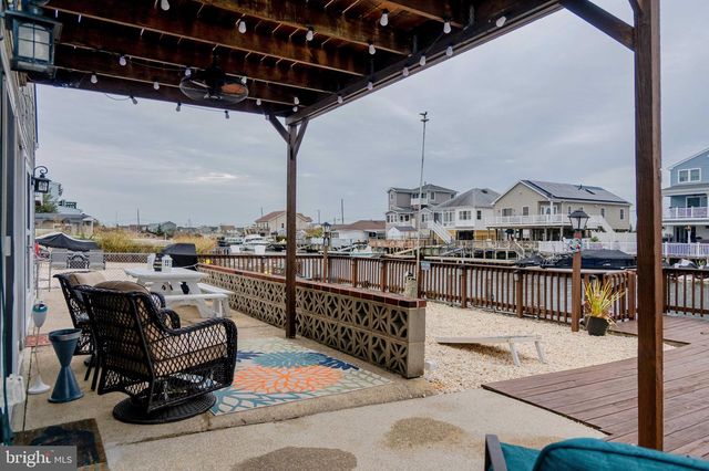 17 S ENSIGN DR, Tuckerton, NJ 08087