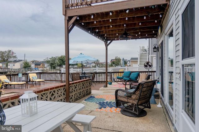 17 S ENSIGN DR, Tuckerton, NJ 08087