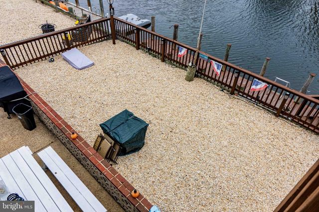 17 S ENSIGN DR, Tuckerton, NJ 08087