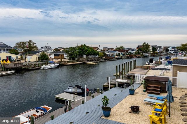 17 S ENSIGN DR, Tuckerton, NJ 08087