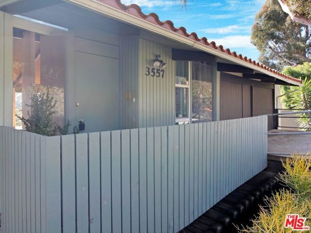 3557 Serra Road, Malibu, CA 90265