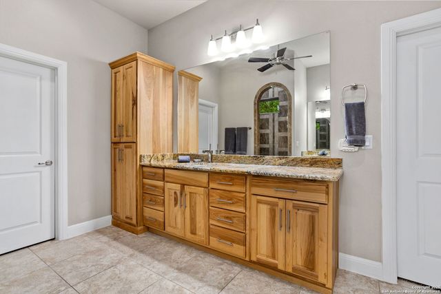 1257 Magnum, New Braunfels, TX 78132