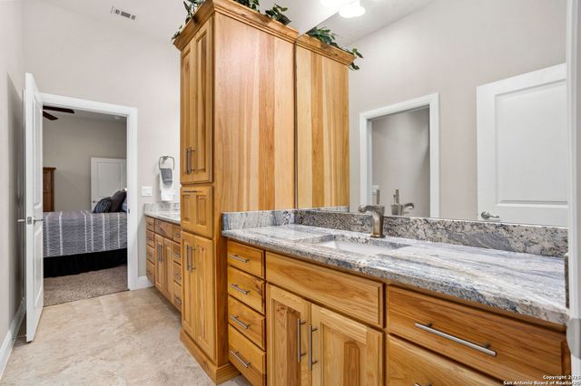 1257 Magnum, New Braunfels, TX 78132