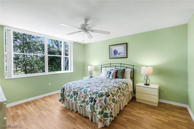 270 Naples Cove DR 3205, Naples, FL 34110