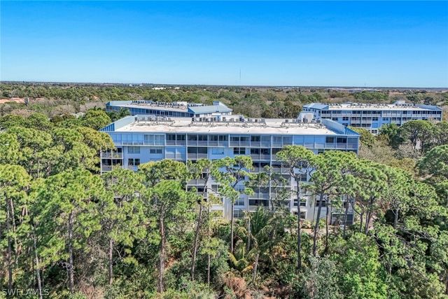 270 Naples Cove DR 3205, Naples, FL 34110