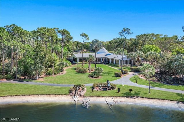 270 Naples Cove DR 3205, Naples, FL 34110