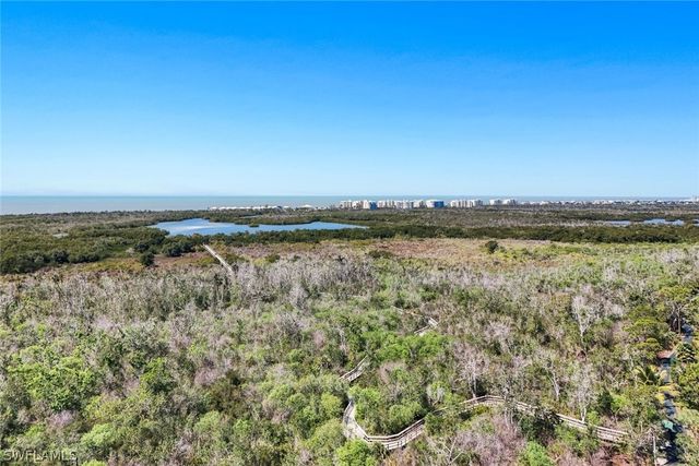 270 Naples Cove DR 3205, Naples, FL 34110