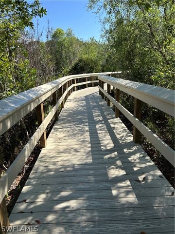 270 Naples Cove DR 3205, Naples, FL 34110