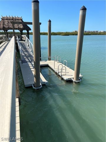 270 Naples Cove DR 3205, Naples, FL 34110