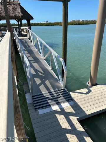 270 Naples Cove DR 3205, Naples, FL 34110