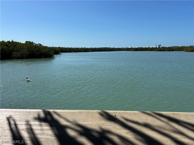 270 Naples Cove DR 3205, Naples, FL 34110