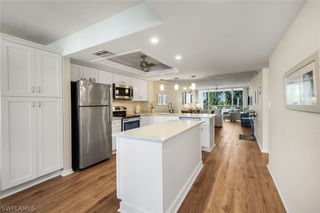 270 Naples Cove DR 3205, Naples, FL 34110