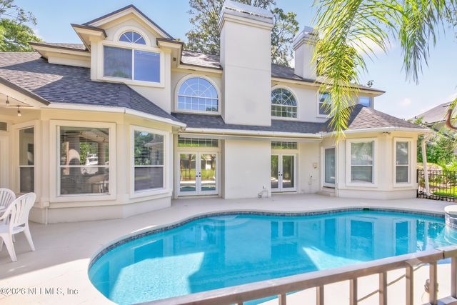 704 SHIPWATCH Drive E, Jacksonville, FL 32225