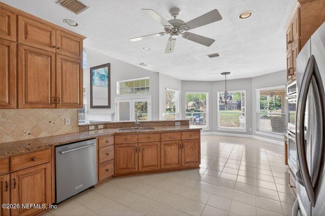 704 SHIPWATCH Drive E, Jacksonville, FL 32225