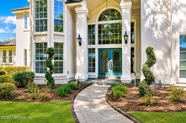 704 SHIPWATCH Drive E, Jacksonville, FL 32225
