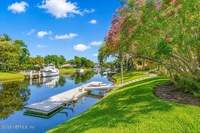 704 SHIPWATCH Drive E, Jacksonville, FL 32225