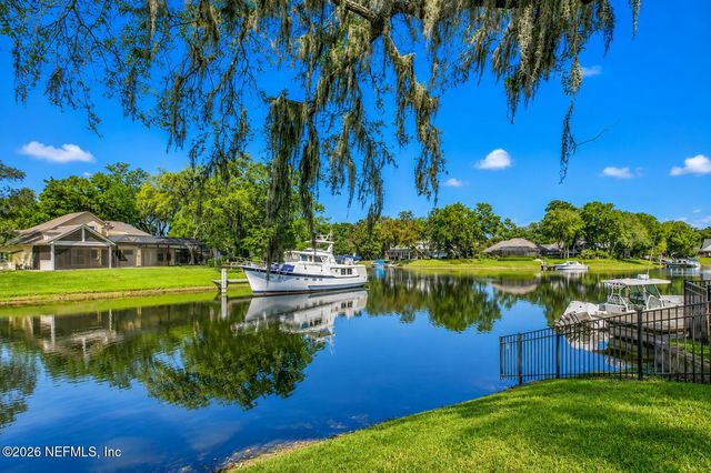 704 SHIPWATCH Drive E, Jacksonville, FL 32225