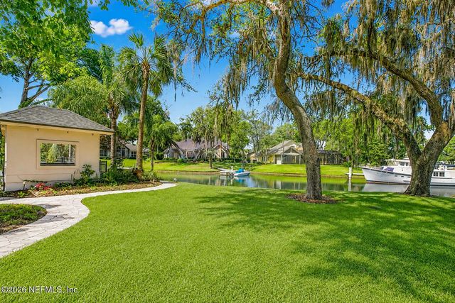704 SHIPWATCH Drive E, Jacksonville, FL 32225