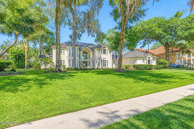704 SHIPWATCH Drive E, Jacksonville, FL 32225