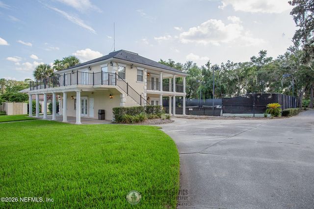704 SHIPWATCH Drive E, Jacksonville, FL 32225
