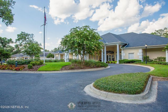 704 SHIPWATCH Drive E, Jacksonville, FL 32225