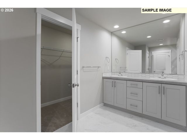 2667 Ne Claire Rd 203, Estacada, OR 97023
