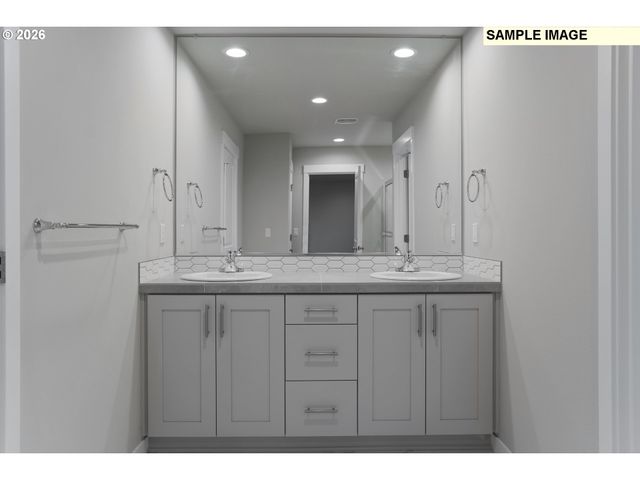 2667 Ne Claire Rd 203, Estacada, OR 97023