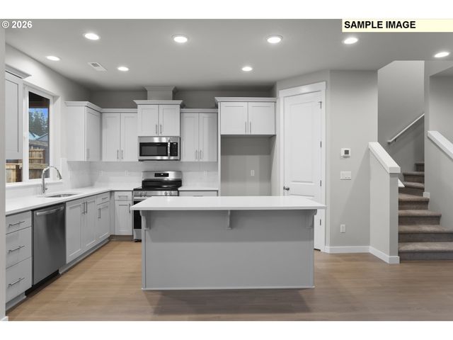 2667 Ne Claire Rd 203, Estacada, OR 97023