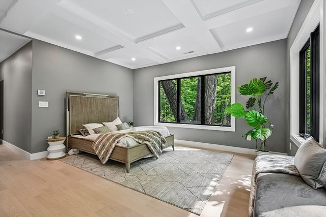 37 Moseley, Needham, MA 02492