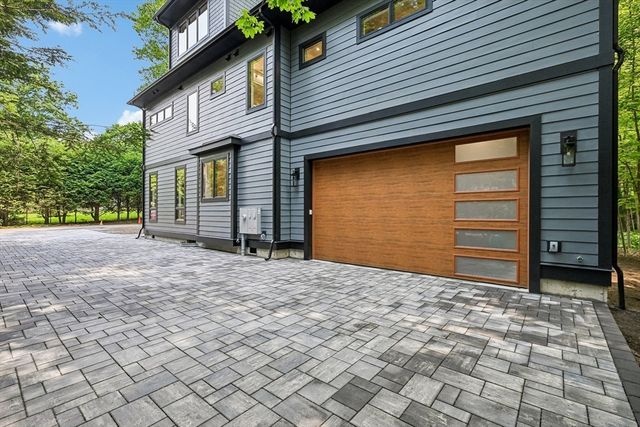 37 Moseley, Needham, MA 02492