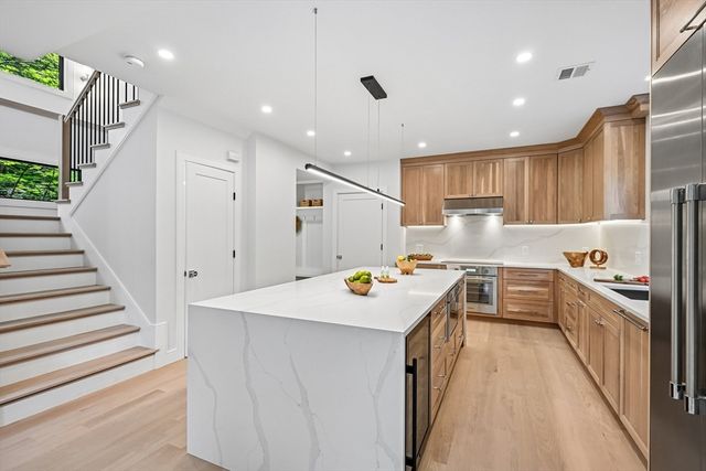 37 Moseley, Needham, MA 02492