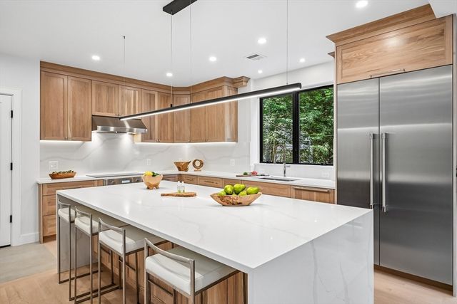 37 Moseley, Needham, MA 02492