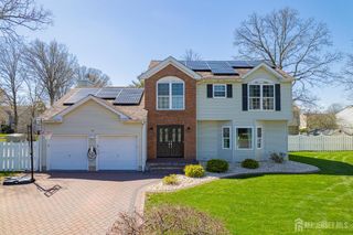 38 Johanna Court, Piscataway, NJ 08854