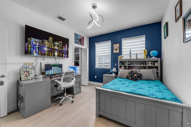 1810 SW 144th Avenue, Miami, FL 33175