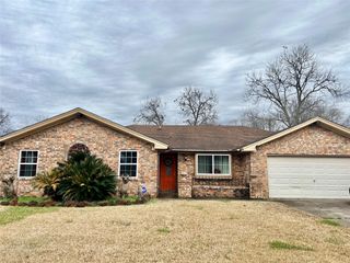 500 W 15th Street, Port Arthur, TX 77640