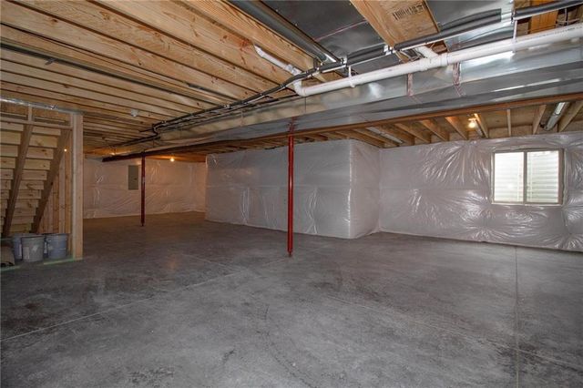 11105 N Bristol Avenue, Kansas City, MO 64156