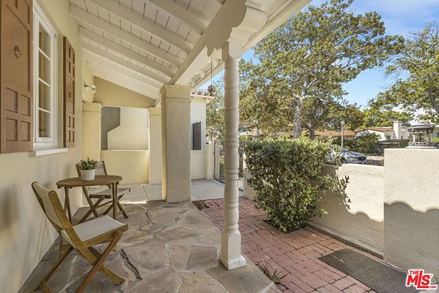 1734 S Sherbourne Drive, Los Angeles, CA 90035