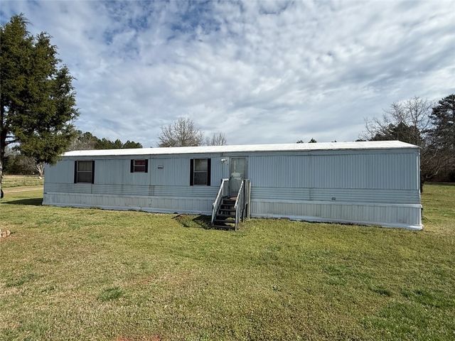 909 Glenwood St - 5 acres Extension, Belton, SC 29627