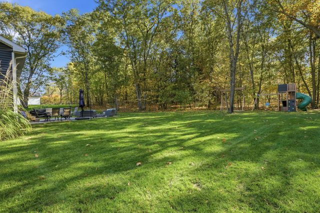 10385 Lakota Court, Demotte, IN 46310