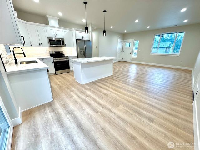 1122 Tecumseh Street, Aberdeen, WA 98520