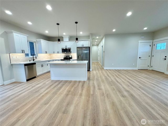 1122 Tecumseh Street, Aberdeen, WA 98520